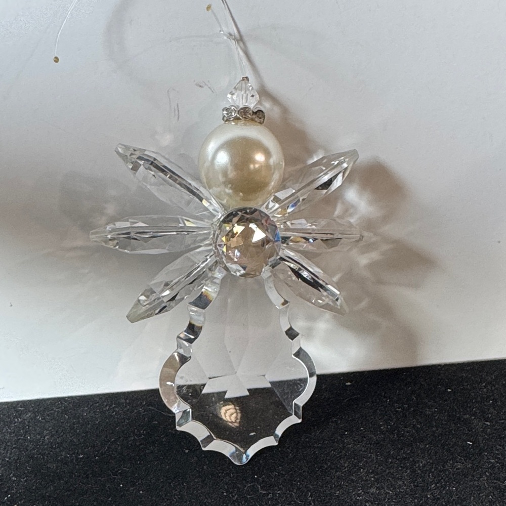 Ganz Crystal Expressions Pearl Angel Ornament